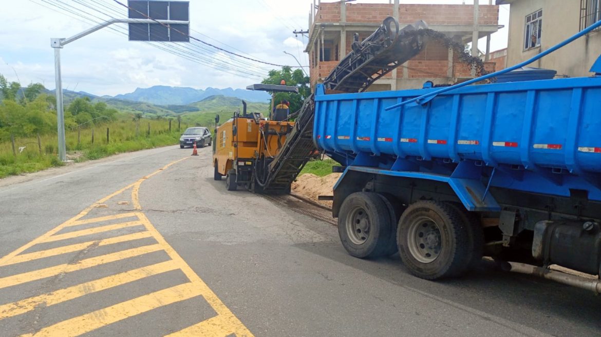 volta redonda inicia obra de recapeamento da estrada roma–getulândia secom pmvr1 volta redonda inicia obra de recapeamento da estrada roma–getulândia secom pmvr1