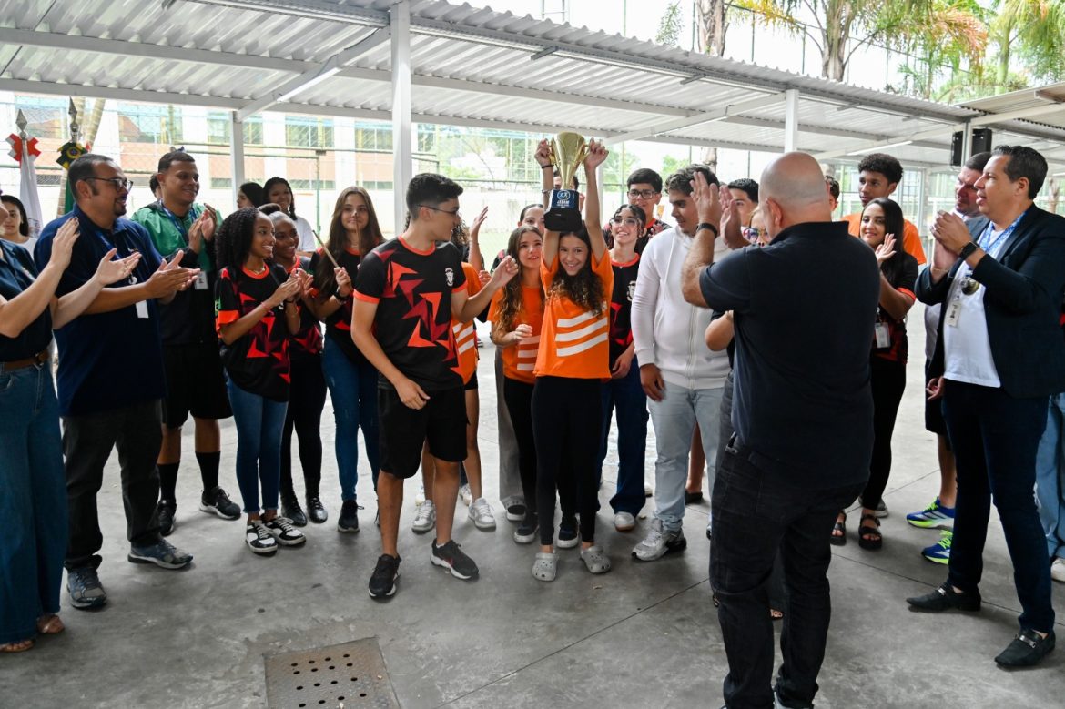 whatsapp image 2025 12 09 at 15.04.00