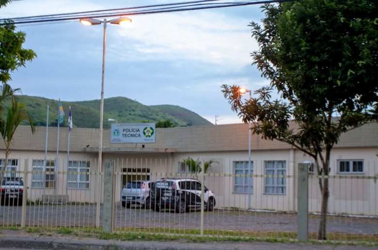 18 polÍcia corpo de homem é encontrado em via pública no bairro retiro arquivo vc