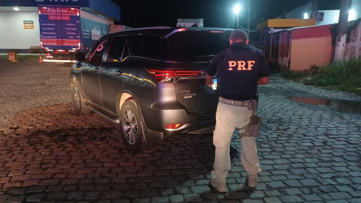 24 polÍcia prf intercepta suv adulterado na dutra durante fiscalização noturna divulgação 11