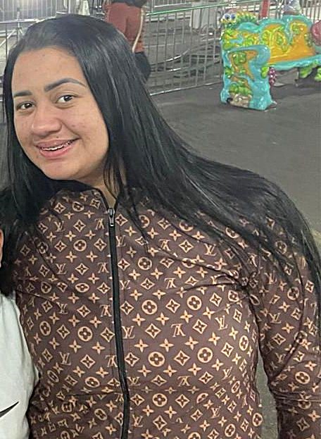 27.cf.res.cidades.filha de vereador.2.famÍlia.redessociais