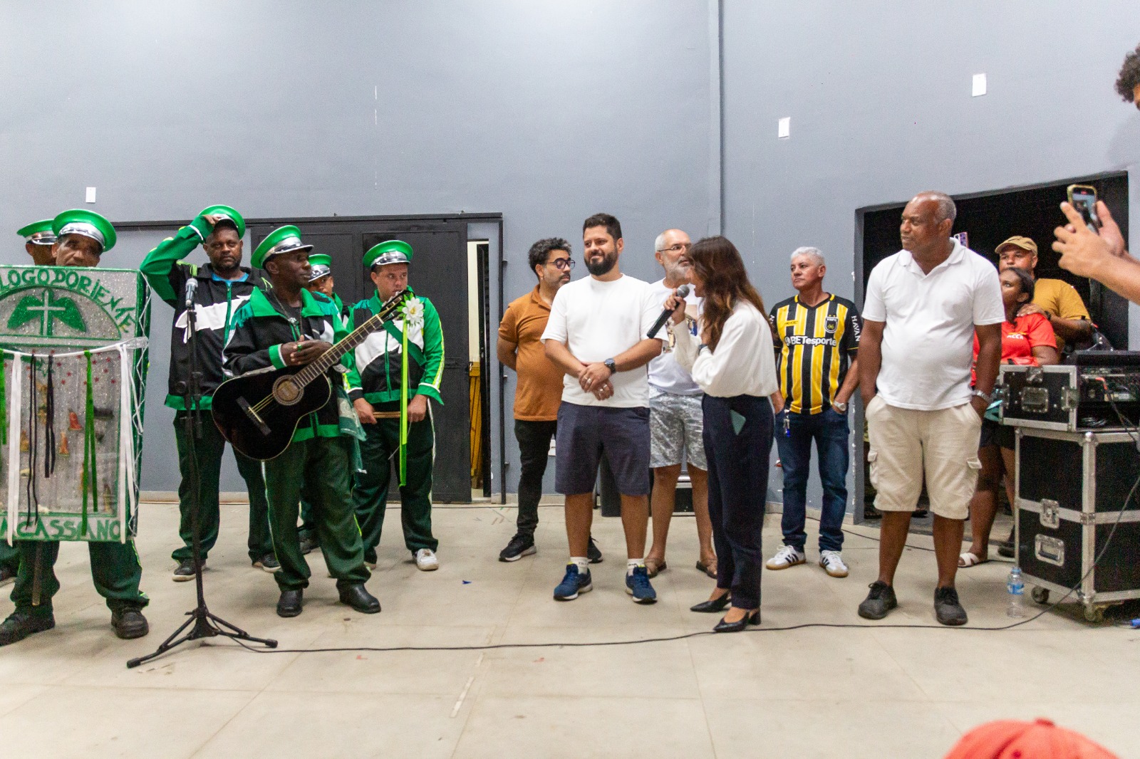 56.cf.res.cidades.encontro de folias de reis.2.prefeita.divulgaÇÃopmbp (3)