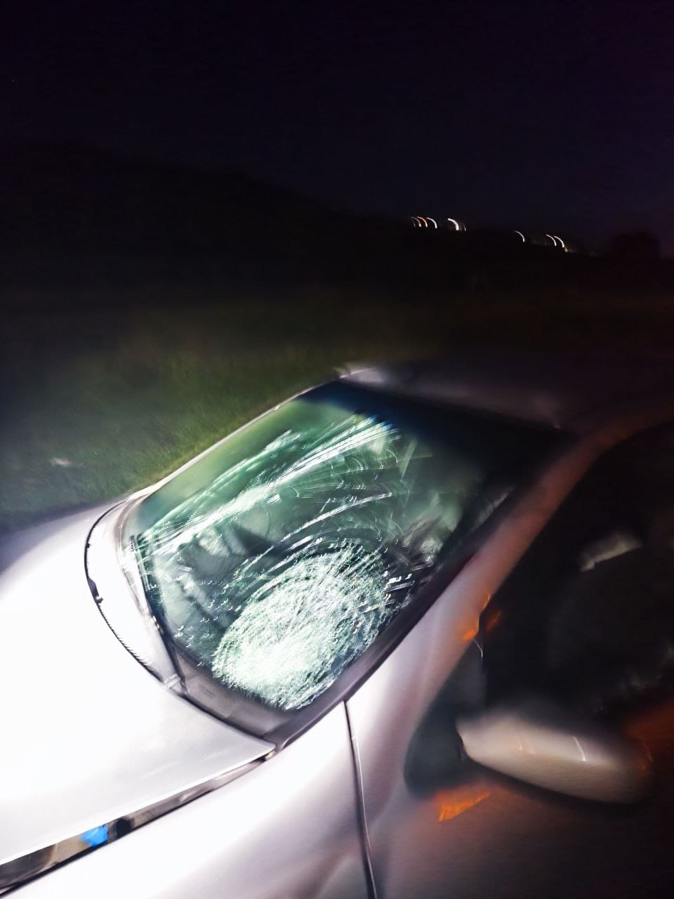 colisão entre carro e bicicleta causa morte na dutra, em itatiaia divulgação1111 colisão entre carro e bicicleta causa morte na dutra, em itatiaia divulgação1111