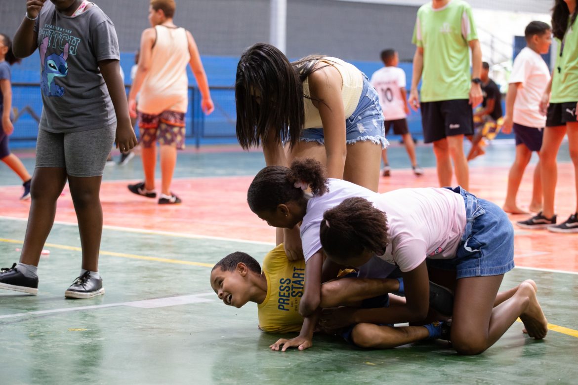 colonia de feriascris oliveira