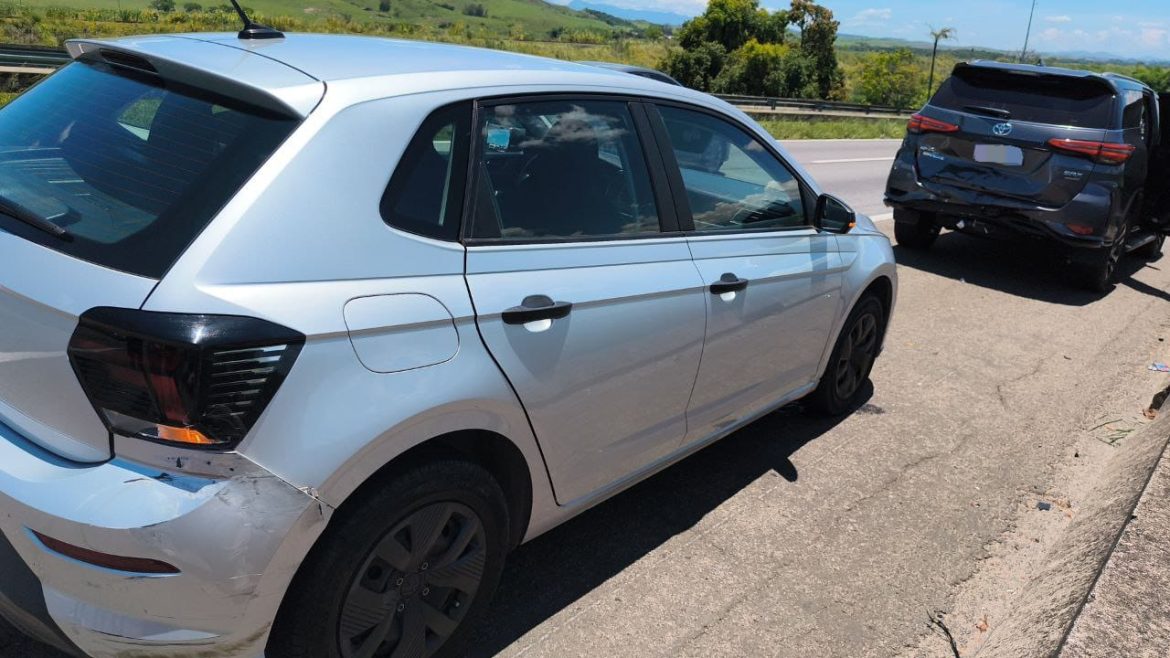 engavetamento envolvendo sete veículos na dutra, em porto real divulgação17