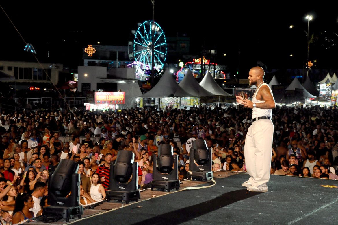 eventos do angra vive reúnem réveillon, aniversário da cidade e atrações musicais até a próxima terça feira divulgação pmar11