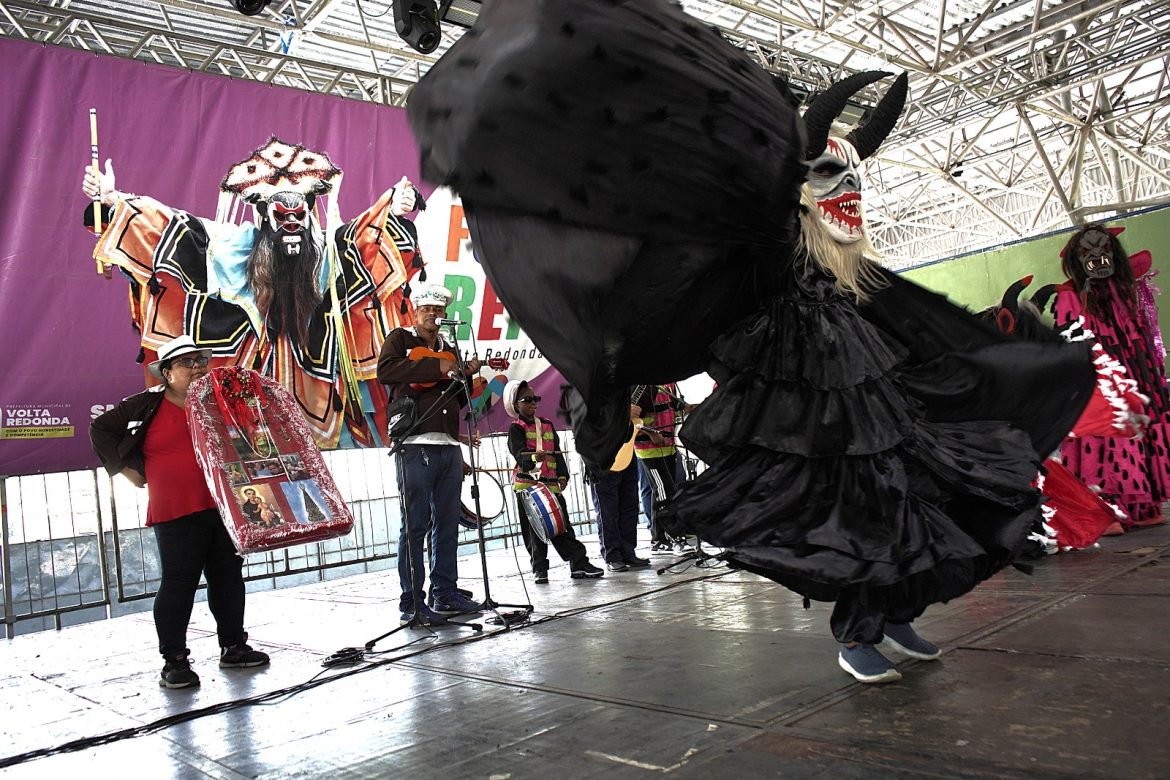folias de reis mantêm viva a tradição cultural em volta redonda geraldo gonçalves secom 1