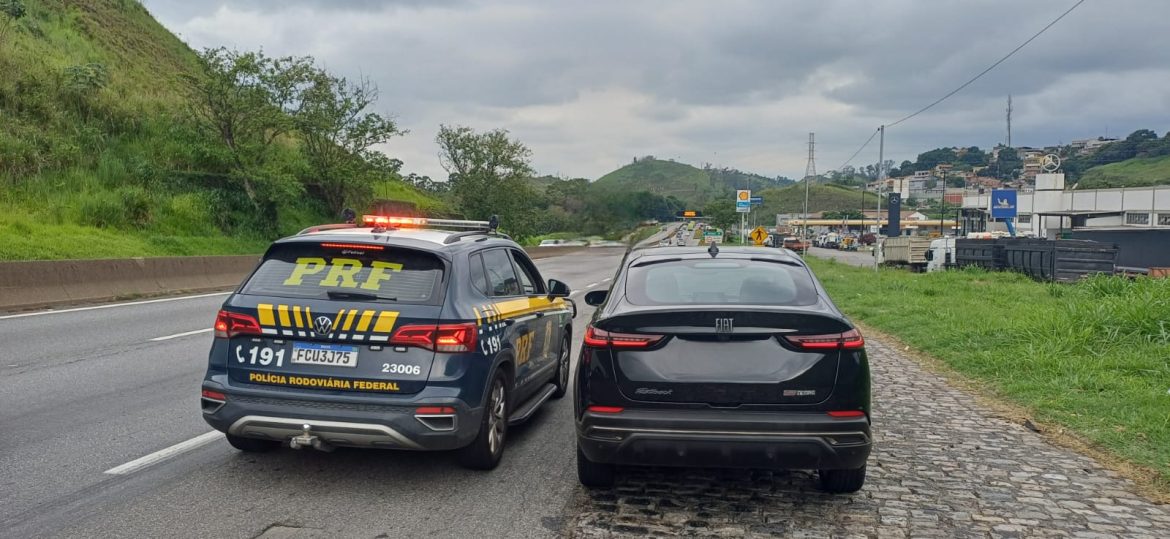 prf prende homem com veículo roubado na dutra, em barra mansa divulgfação