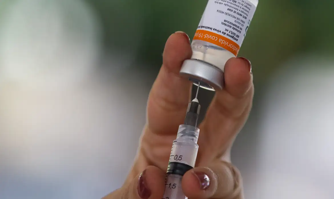 vacinacao drive thru universidade estadual do rio de janeiro uerj tnrgo abr 2502214589 0