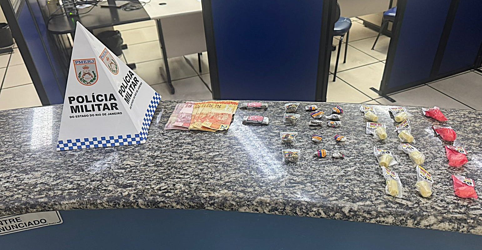 17.cf.res.polÍcia.homem é preso suspeito de tráfico.divulgaÇÃopm