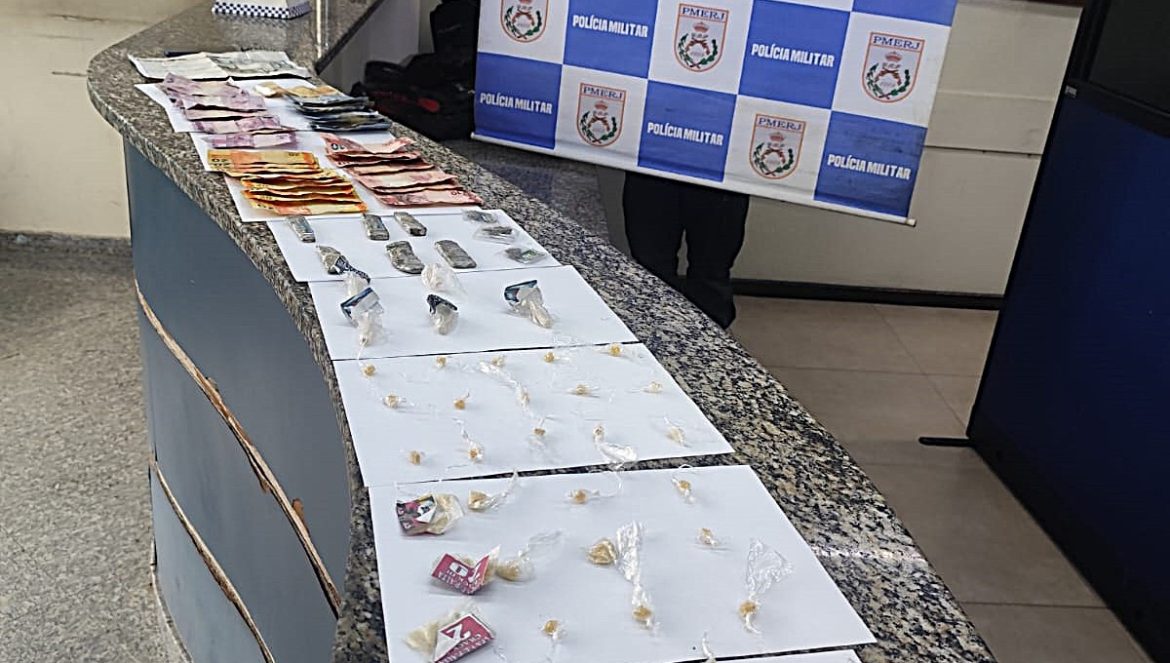 19.cf.res.polÍcia.homem é preso e adolescente apreendido.divulgaÇÃopm