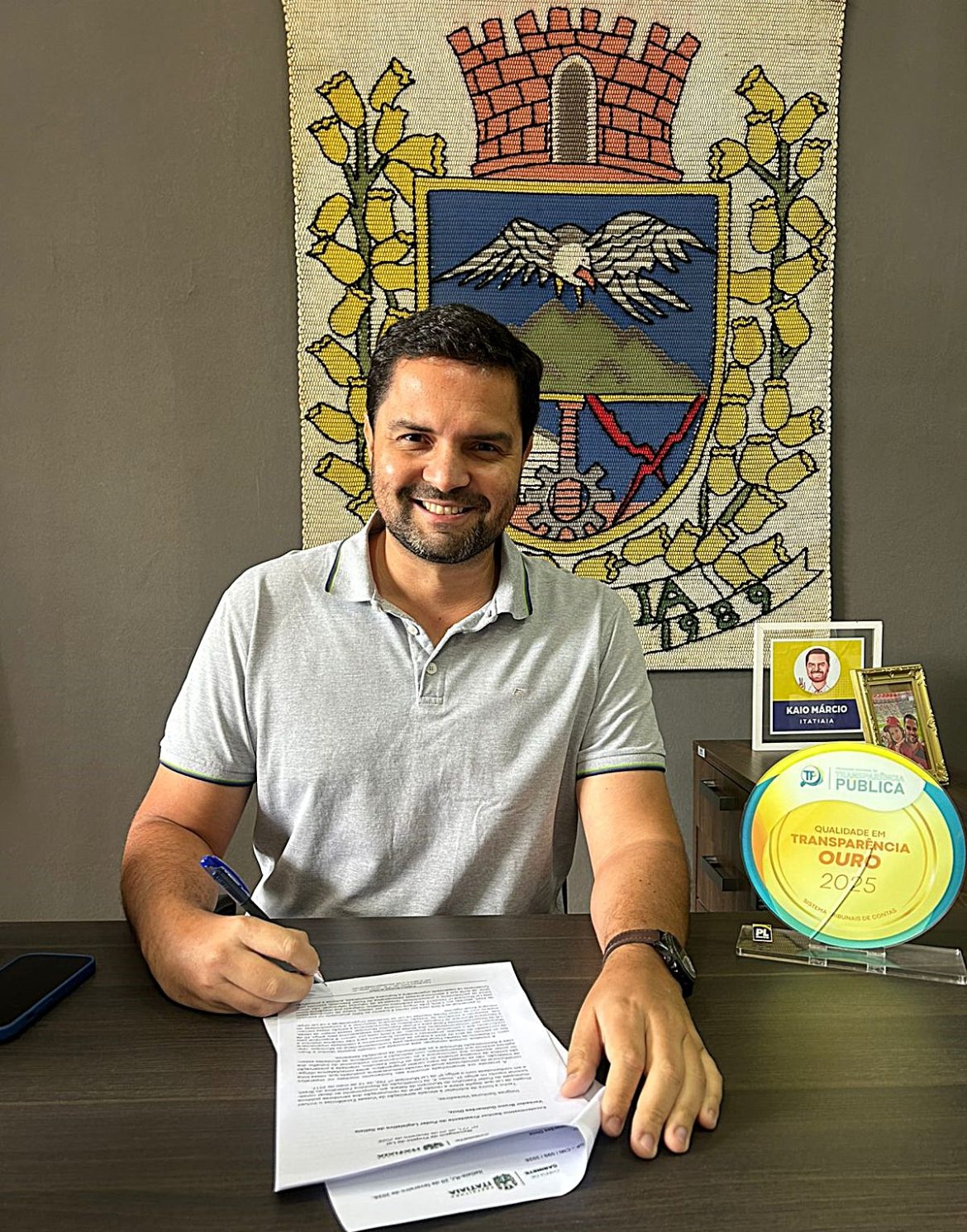 28.cf.res.polÍtica.prefeitura de itatiaia propõe aumento.redessociais