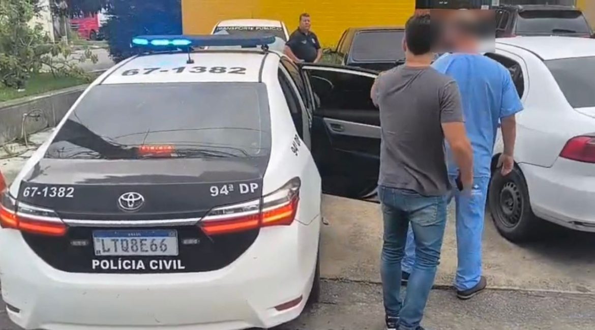 2bc2e11b aaff 4d55 b319 fe42c12ed54e