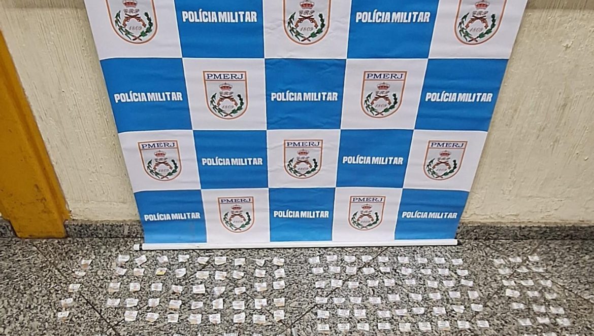 383179f7 dd59 415f b450 8ae57e0e8d19