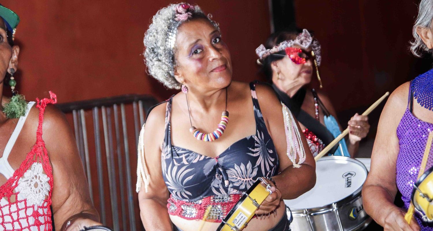 42.cf.res.cidades.grito de carnaval da melhor idade.1.grito.redessociais