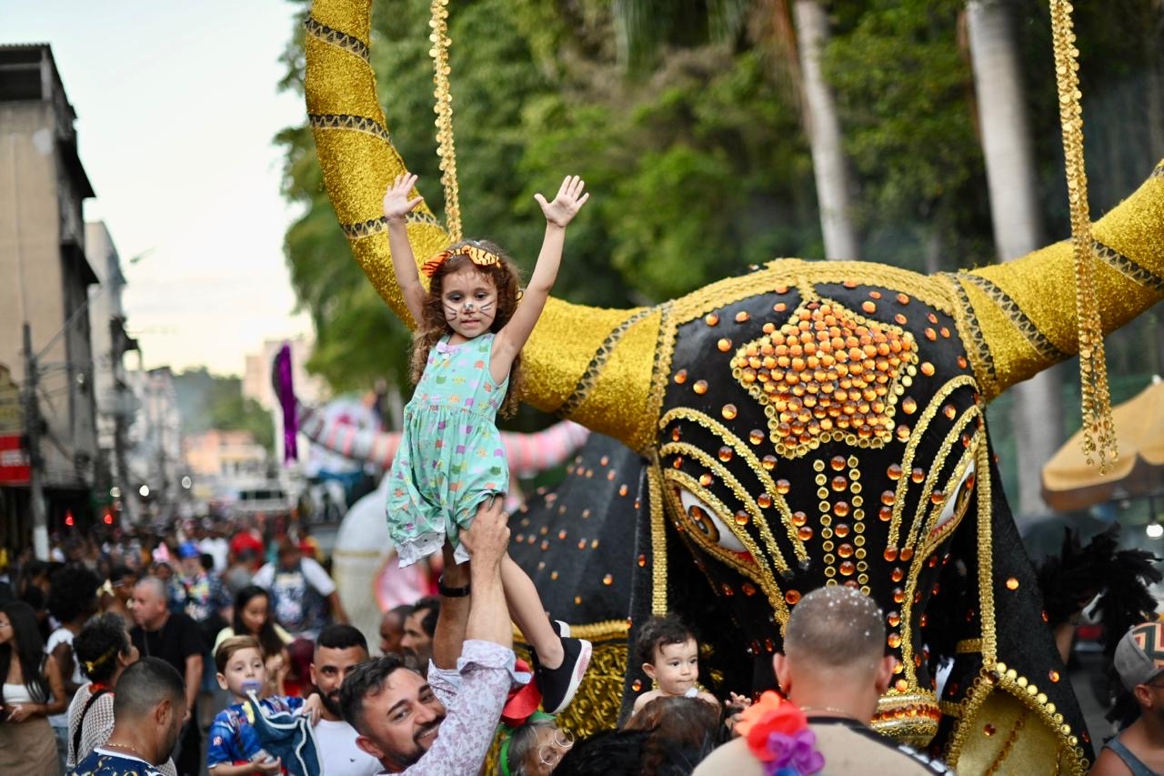 52.cf.res.cidades.davi quaresma é destaque.3.blocodoboi.gabrielborgespmbm (2)