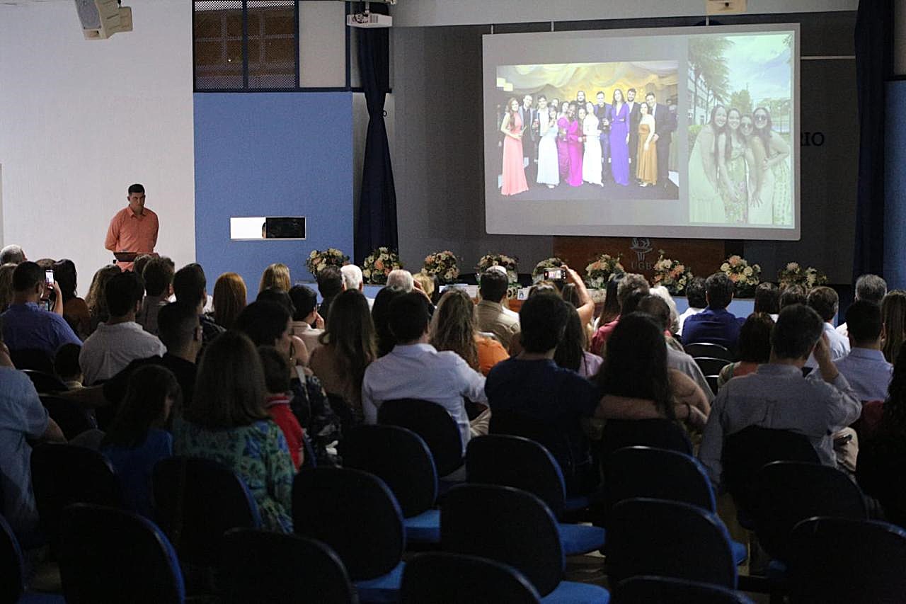 52.cf.res.cidades.hospital munir rafful forma novos.1.formatura.adrianacÓpiopmvr