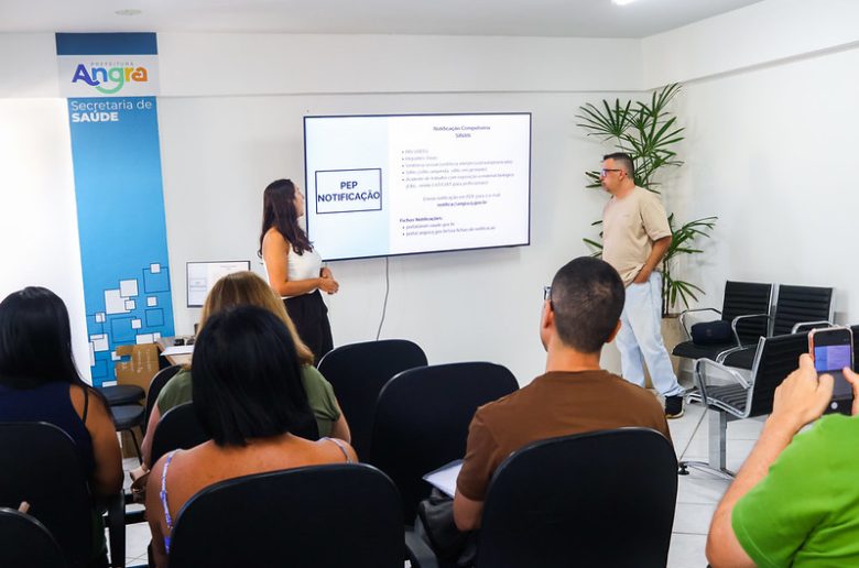 55116296428 7b1b44334a c