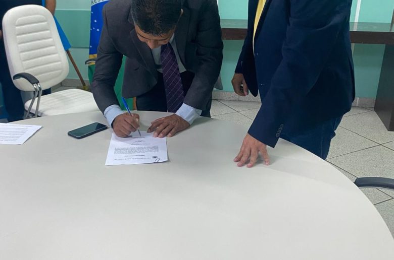 com compromisso renovado divulgaÇÃo