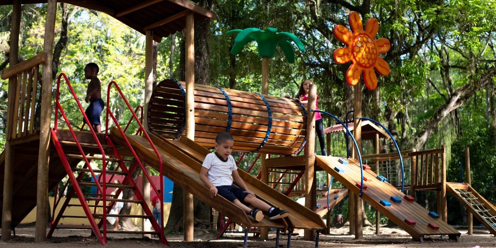 diversão garantida para todos no carnaval em volta redonda com opções de lazer gratuitas cris oliveira secom
