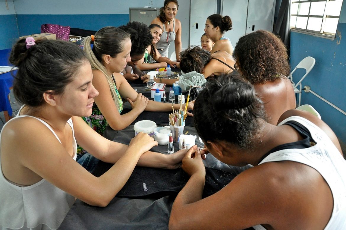 fundação beatriz gama oferece 11 cursos gratuitos em volta redonda secom