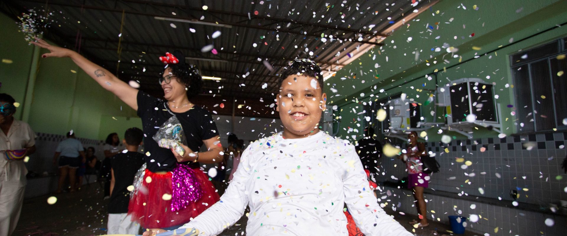 inclusão e diversão no bloquinho do laço azul para crianças com autismo em volta redonda cris oliveira secom