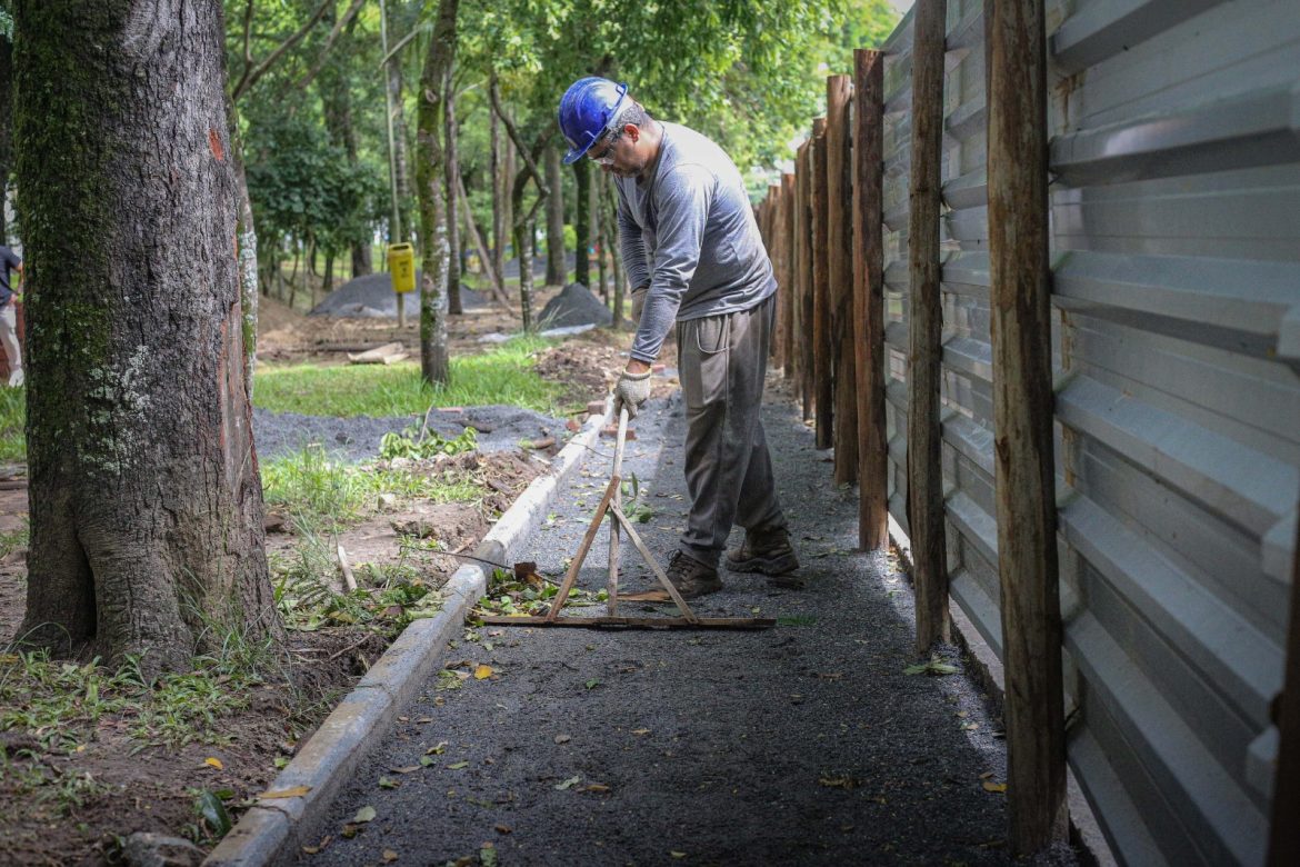 iniciadas obras de revitalização no jardim dos inocentes têm em volta redonda adriana cópio secom1 iniciadas obras de revitalização no jardim dos inocentes têm em volta redonda adriana cópio secom1