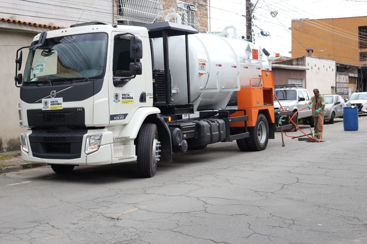novo caminhão para reforçar drenagem pluvial e prevenir alagamentos adriana cópio secom1