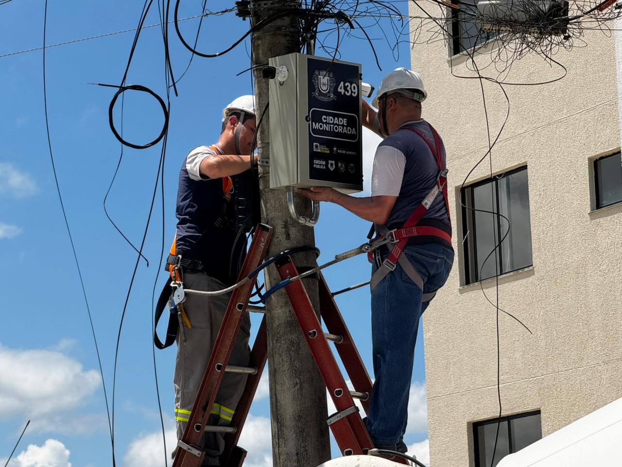 ordem pública amplia capacidade de monitoramento com a instalação de novas câmeras em volta redonda (8)