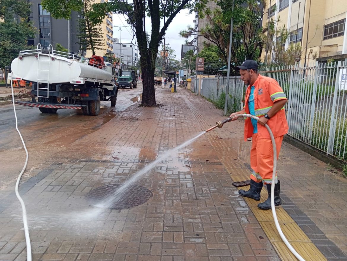 prefeitura de volta redonda intensifica limpeza e manutenção após tempestade divulgação secom1111