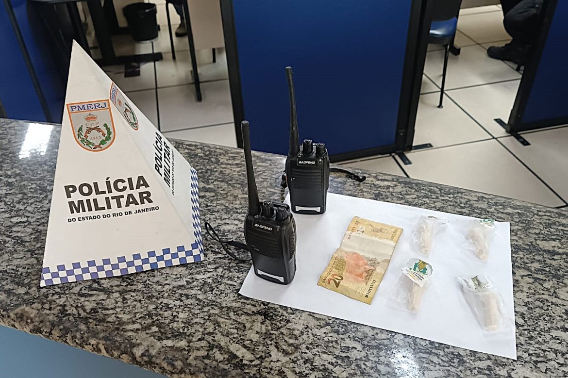 18.cf.res.polÍcia.adolescentes são apreendidos.divulgaÇÃaopm