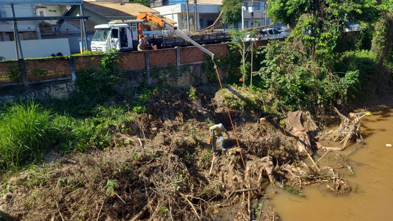 25.cf.res.cidades.defesa civil inicia limpeza do rio.1.equipes.divulgaÇÃodefesacivil (2) 25.cf.res.cidades.defesa civil inicia limpeza do rio.1.equipes.divulgaÇÃodefesacivil (2)