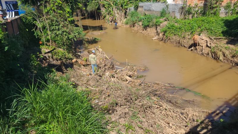 25.cf.res.cidades.defesa civil inicia limpeza do rio.2.aÇÃo.divulgaÇÃodefesacivil 25.cf.res.cidades.defesa civil inicia limpeza do rio.2.aÇÃo.divulgaÇÃodefesacivil