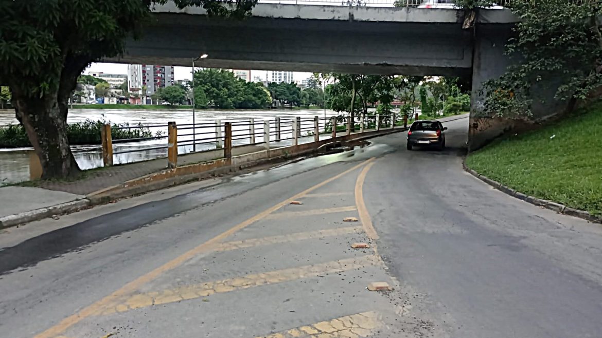 30.cf.res.cidades.vazão da represa do funil é reduzida.1.Água voltou.divlgaÇÃodefesacivil