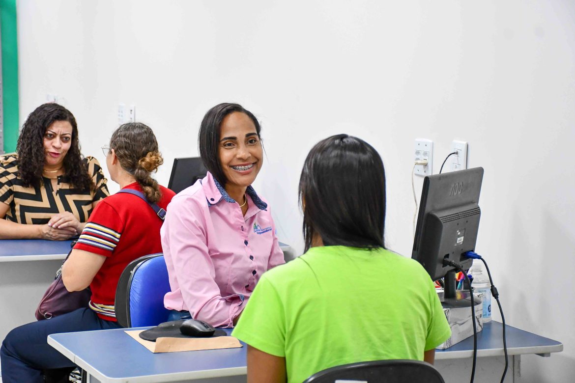 42.cf.res.economia.casa do empreendedor de resende registra crescimento.rafaeloliveirapmr