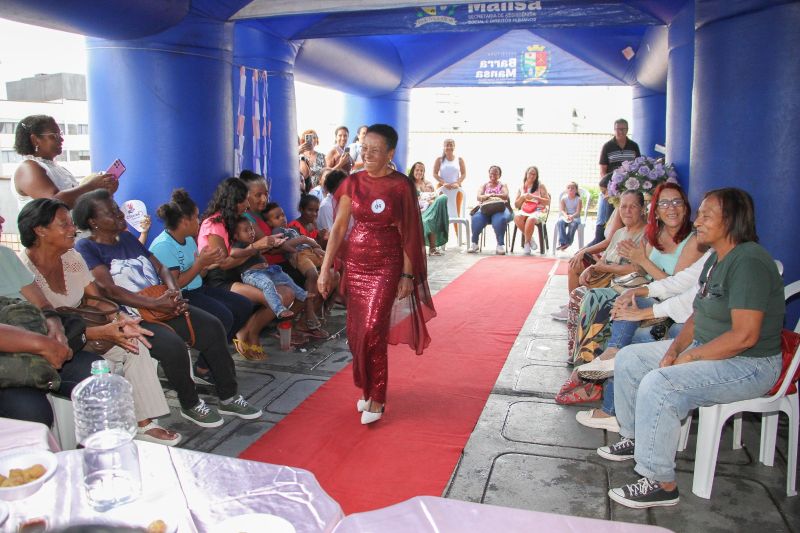 62.cf.res.cidades.varlene campos é eleita rainha.2.desfile.divulgaÇÃo (2)