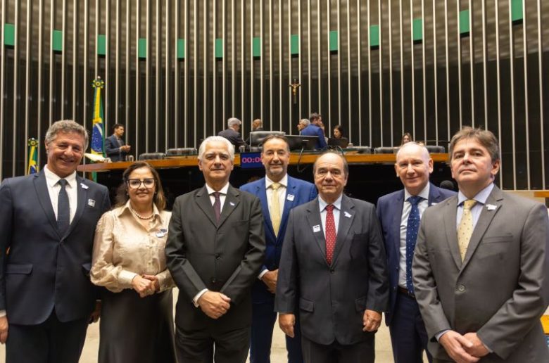 elissandra caetano nora.jpg