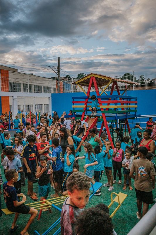 prefeito de barra mansa inaugura novo espaço de lazer na escola nove de abril yuri melo11 prefeito de barra mansa inaugura novo espaço de lazer na escola nove de abril yuri melo11