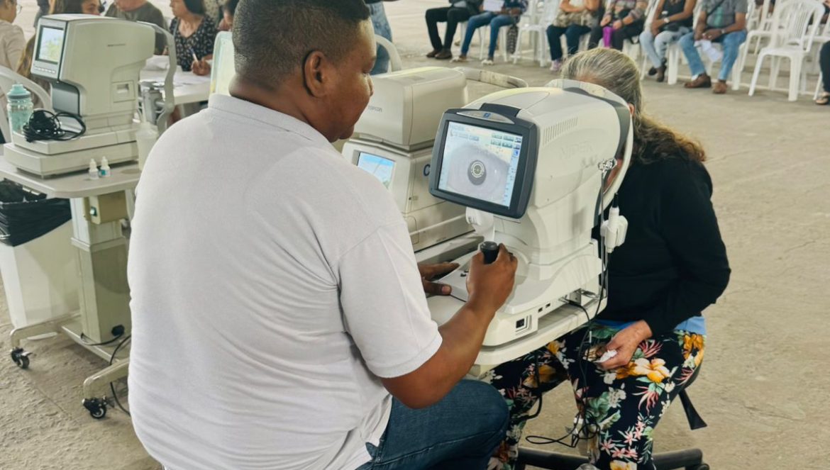 projeto revi ver faz mais 200 cirurgias de catarata em volta redonda (2)